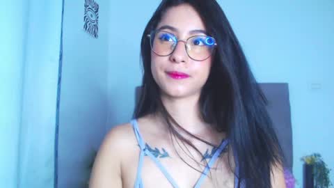 Snapshot of alanasaenz25 chatting on 06.03.26 alanasaenz25 online show from 06.03.26