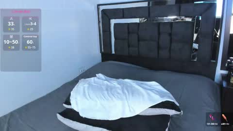 Snapshot of alanblack1 chatting on 09.18.25 alanblack1 online show from 09.18.25