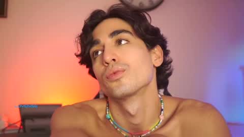 idenavarre online show from 03.08.25