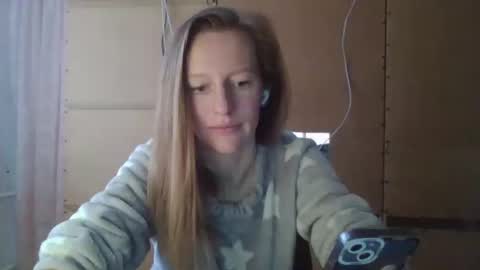 Snapshot of alane26 chatting on 03.03.25 Elisa online show from 03.03.25