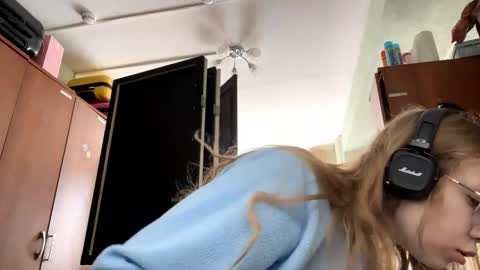 Stella online show from 09.14.25