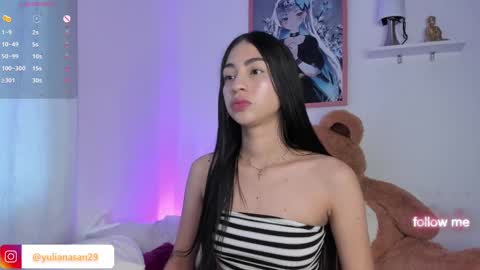 Snapshot of alannah__ chatting on 02.04.25    online show from 02.04.25