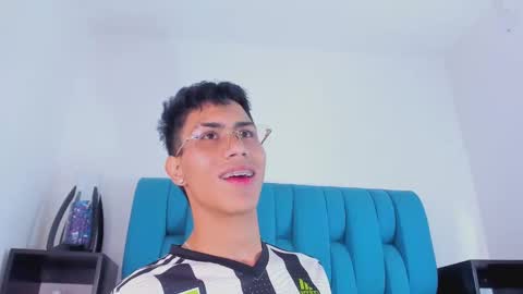 alannaughty_ online show from 01.10.25