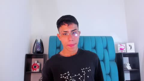 alannaughty_ online show from 01.19.25