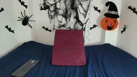 Im Alanis online show from 11.03.25