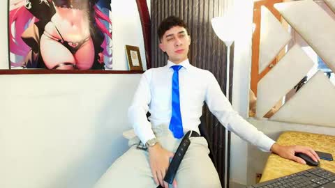 alantaylorr_ online show from 05.30.26