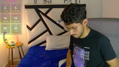 Snapshot of alanvilla_lobo chatting on 10.23.25 alanvilla_lobo online show from 10.23.25
