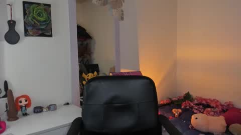 Caro online show from 03.26.26