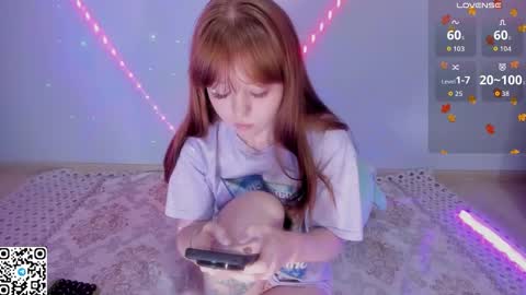 Snapshot of alaska_cosmic_soul chatting on 09.14.25 Anastasia online show from 09.14.25