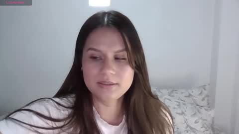 Snapshot of alba_toro535670 chatting on 01.28.25 alba_toro535670 online show from 01.28.25