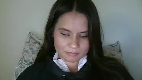 Snapshot of alba_toro535670 chatting on 03.11.25 alba_toro535670 online show from 03.11.25