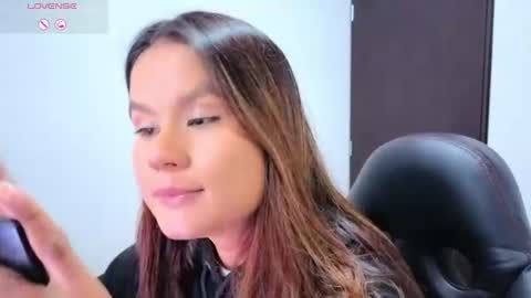 Snapshot of alba_toro535670 chatting on 06.19.26 alba_toro535670 online show from 06.19.26