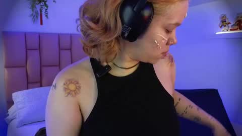 albaandthayron online show from 10.01.25