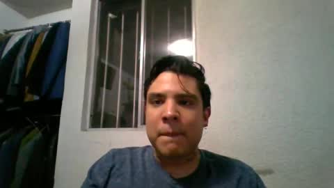 albertoarenas16 online show from 04.14.26