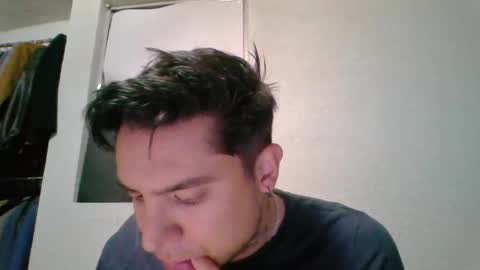 albertoarenas16 online show from 05.08.26