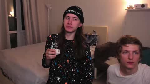 Albert You can ------------ support me at  online show from 09.18.25