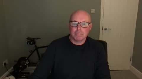 Snapshot of alc300170 chatting on 10.06.25 alc300170 online show from 10.06.25