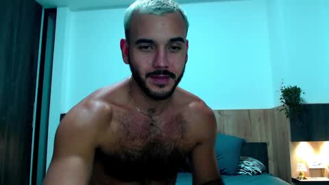 Snapshot of ale_one chatting on 01.25.25 Ale bear online show from 01.25.25