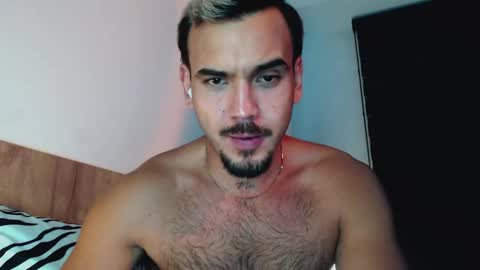 Snapshot of ale_one chatting on 09.15.25 Ale bear online show from 09.15.25