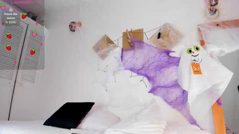 aleexiiaa online show from 10.30.25