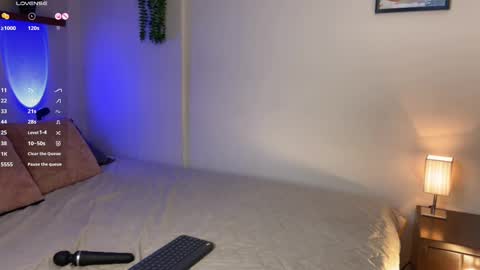 Snapshot of aleiascott chatting on 10.09.25 Aleia online show from 10.09.25