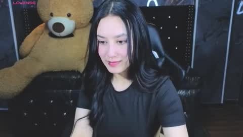 aleja online show from 11.25.25