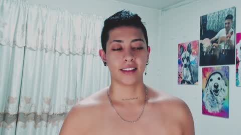 Snapshot of aleja1214 chatting on 12.04.24 Alejandra online show from 12.04.24