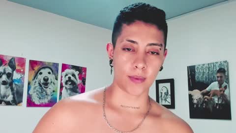 Snapshot of aleja1214 chatting on 01.22.25 Alejandra online show from 01.22.25