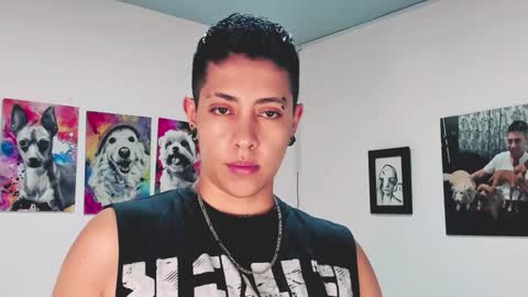 Snapshot of aleja1214 chatting on 01.22.25 Alejandra online show from 01.22.25