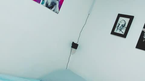 Snapshot of aleja1214 chatting on 02.21.25 Alejandra online show from 02.21.25