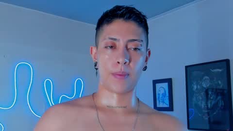 Snapshot of aleja1214 chatting on 09.10.25 Alejandra online show from 09.10.25