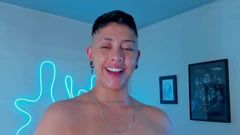 Snapshot of aleja1214 chatting on 09.17.25 Alejandra online show from 09.17.25