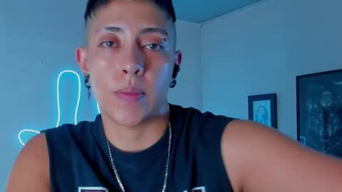 Snapshot of aleja1214 chatting on 10.04.25 Alejandra online show from 10.04.25