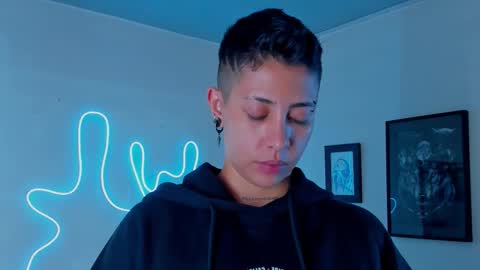 Snapshot of aleja1214 chatting on 10.09.25 Alejandra online show from 10.09.25