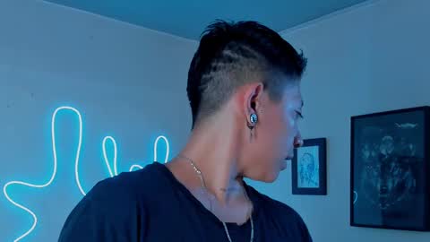 Snapshot of aleja1214 chatting on 10.26.25 Alejandra online show from 10.26.25