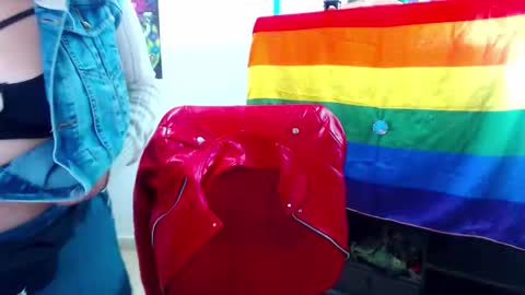 Snapshot of aleja2530 chatting on 09.18.25 aleja online show from 09.18.25