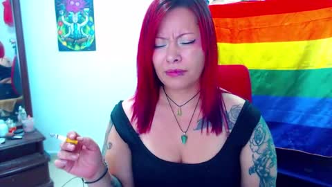 Snapshot of aleja2530 chatting on 09.25.25 aleja online show from 09.25.25