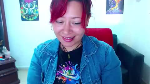 Snapshot of aleja2530 chatting on 10.15.25 aleja online show from 10.15.25