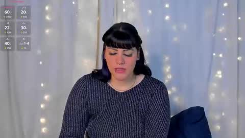 Snapshot of aleja_rossi chatting on 10.08.25 Aleja online show from 10.08.25