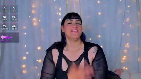 Snapshot of aleja_rossi chatting on 10.22.25 Aleja online show from 10.22.25