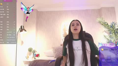 Alejandra online show from 01.05.25