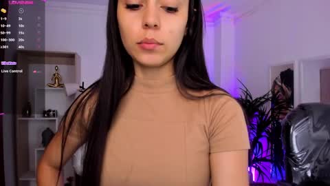 Alejandra online show from 01.20.25