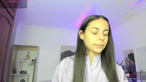 Alejandra online show from 03.12.25