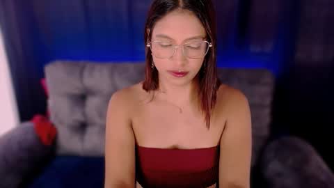 Aleja Harker  online show from 01.13.26