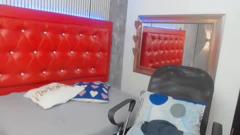   online show from 12.20.25