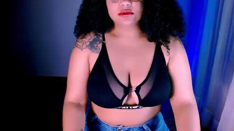 Alejandra  online show from 01.28.25