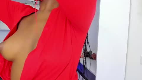 Alejandra online show from 10.31.25