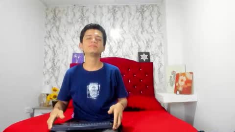 ALEJANDRA JAMES online show from 04.10.26