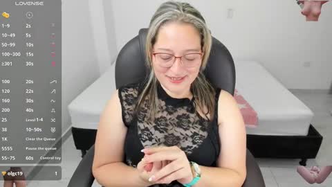 alejandra online show from 02.15.25
