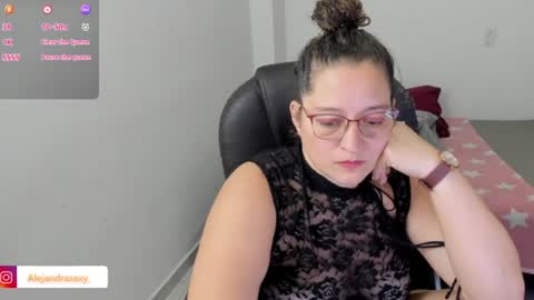 Snapshot of alejandra_milf_ chatting on 07.06.26 alejandra online show from 07.06.26